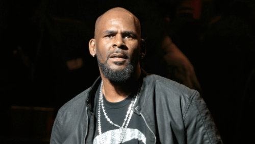 Fans Sympathize With R. Kelly After YouTube Removed His Channels 5