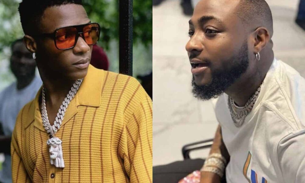 Wizkid-FC And 30BG Clash Over Wizkid’s Humble Personality After He Prostrated To Greet Femi Kuti 1